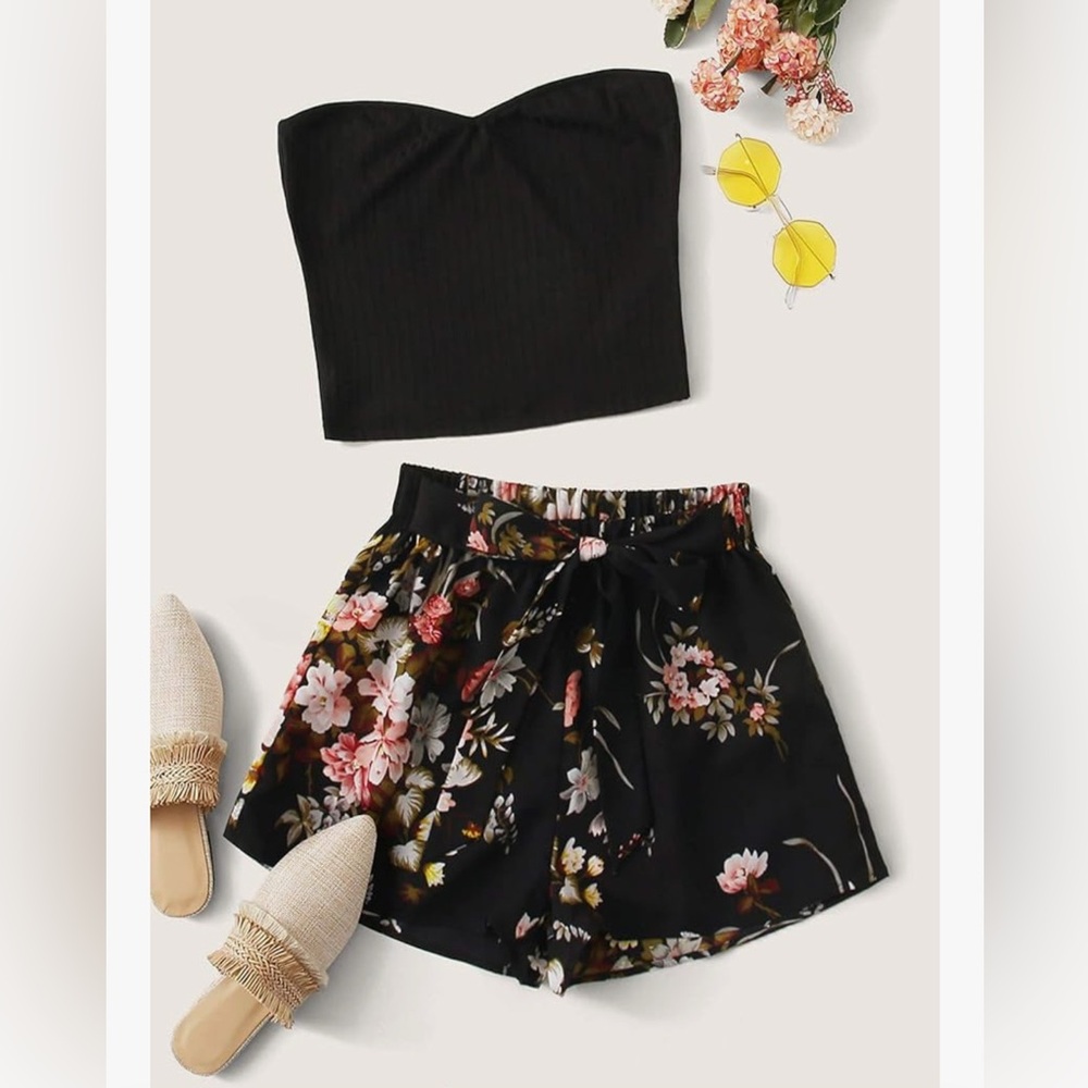 Women's Black 2 Piece Floral Tube Top and Shorts Set, Size Large